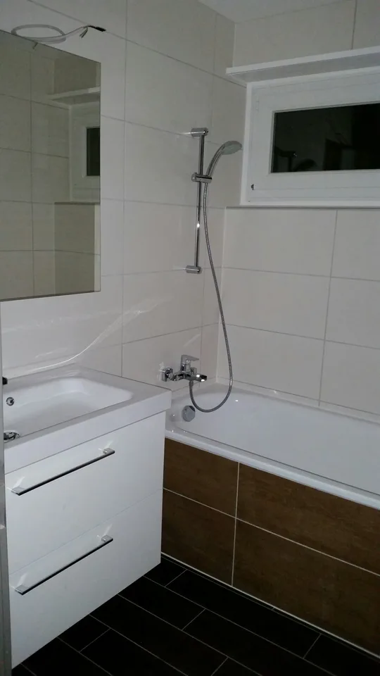Charmanter 4.5-Zimmer-Wohnung mit Balkon in Delémont – Foto 6 von 11