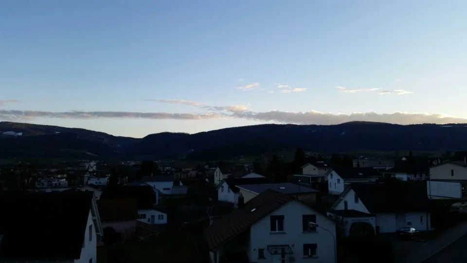 Charmanter 4.5-Zimmer-Wohnung mit Balkon in Delémont – Foto 3 von 11