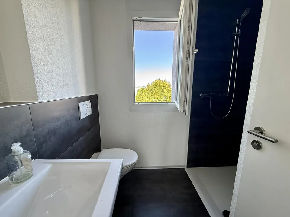 Außergewöhnliche 4.5-Zimmer-Wohnung zur Miete in Marly! – Foto 4 von 11