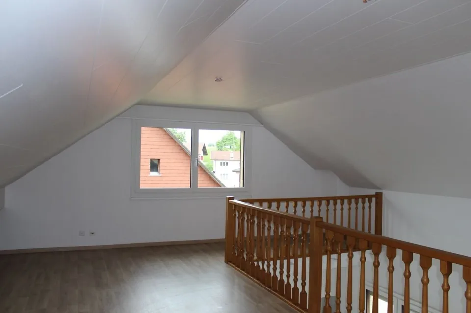 Charming 5.5-room apartment in Vicques – photo 9 of 22