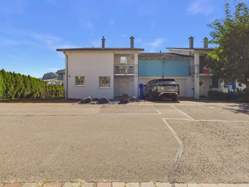 Einfamilienhaus mit atemberaubender Aussicht und Swimmingpool – Foto 6 von 30