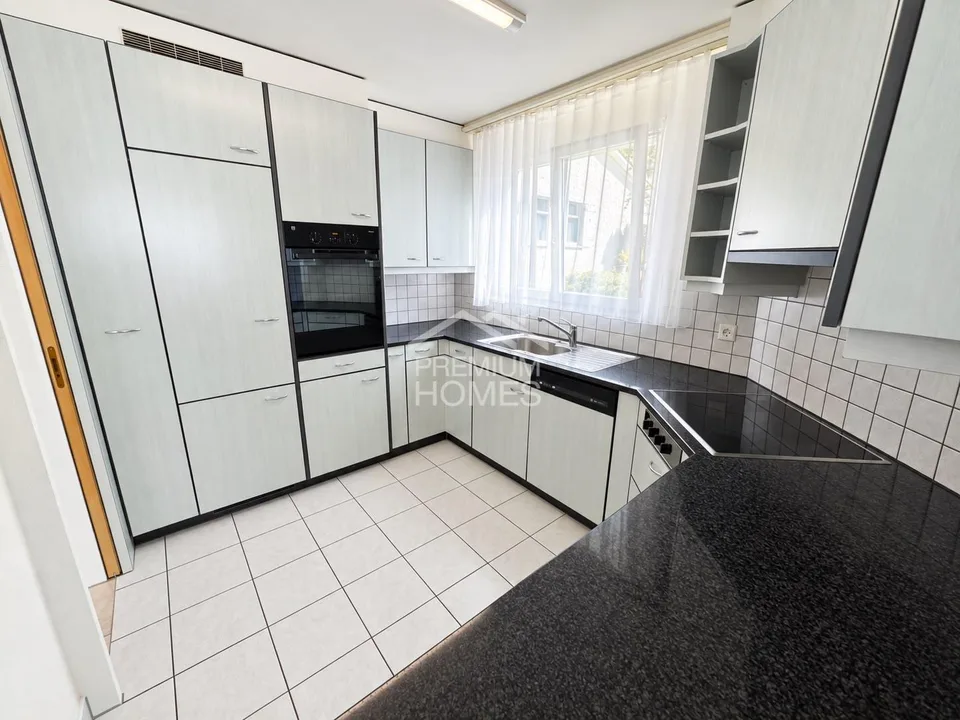 Ruhiges Wohnen mit viel Platz und Licht – photo 3 sur 9