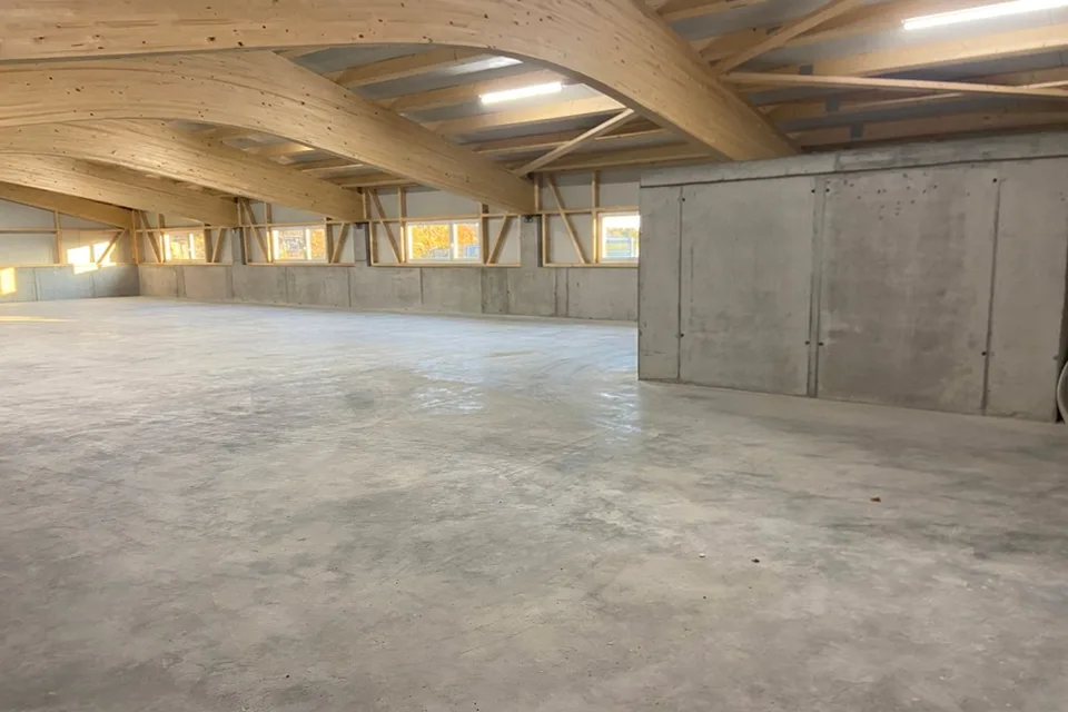 Commercial hall on the 1st floor – photo 7 of 8