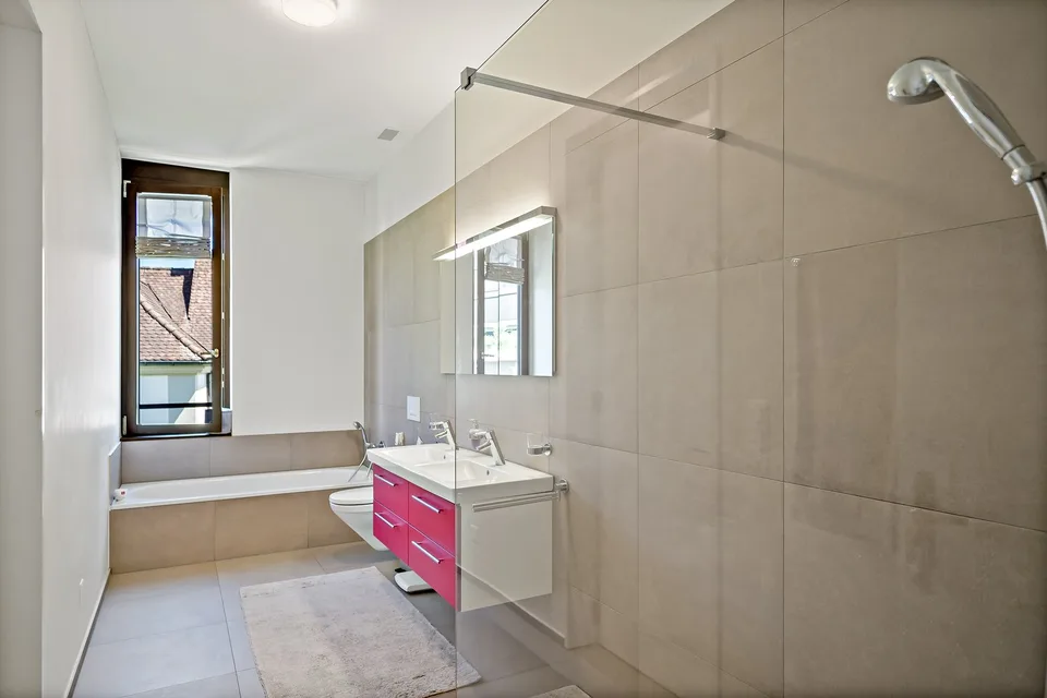 Moderne Wohnung mit Seeblick – Foto 10 von 10