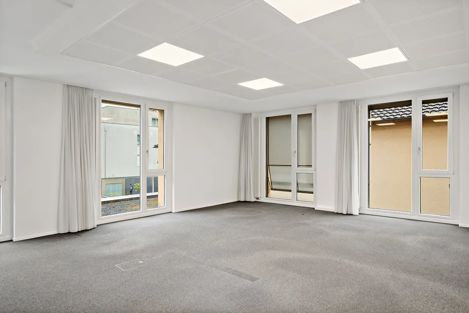 Mitten im Geschehen - Ihr zentrales Büro – Foto 9 von 11