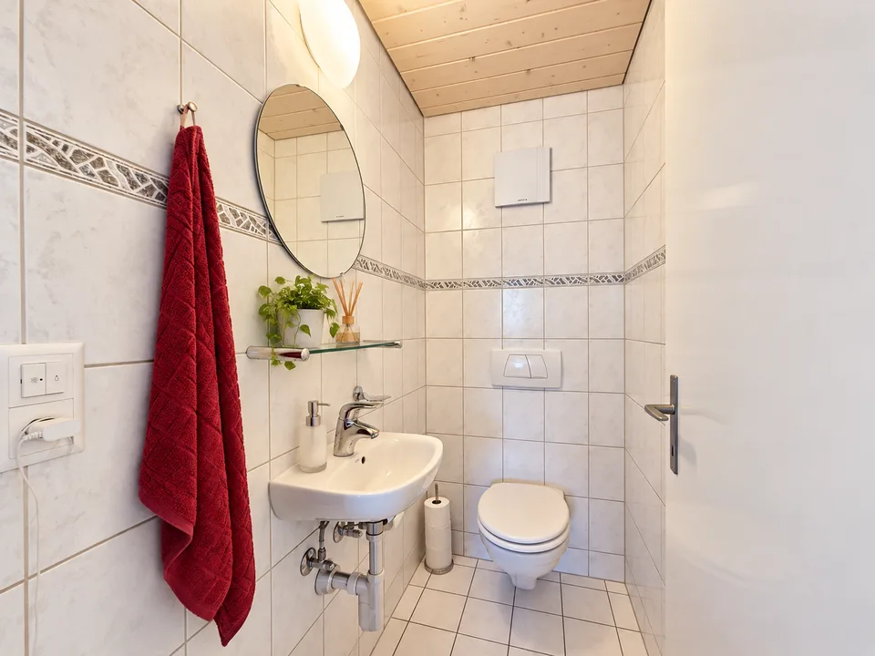 Stylish 4.5-room maisonette apartment with a far-reaching view in Walkringen – photo 9 of 11