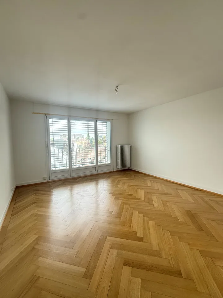 Charmant appartement de 2.5 pièces avec balcon à Lausanne – photo 3 sur 4