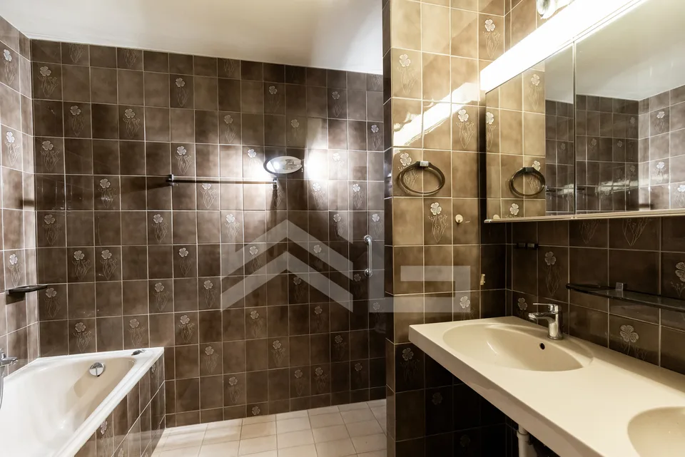 7.5 Zimmer Einfamilienhaus in Borex – Foto 8 von 13