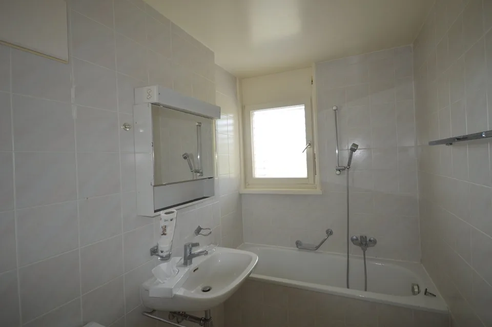 Charmanter Apartment mit 3.5 Zimmern und Balkon in Pully – Foto 4 von 4