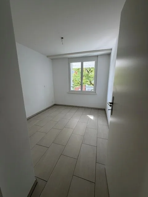 Helle 4.0-Zimmerwohnung im Seefeld zu vermieten – Foto 5 von 10