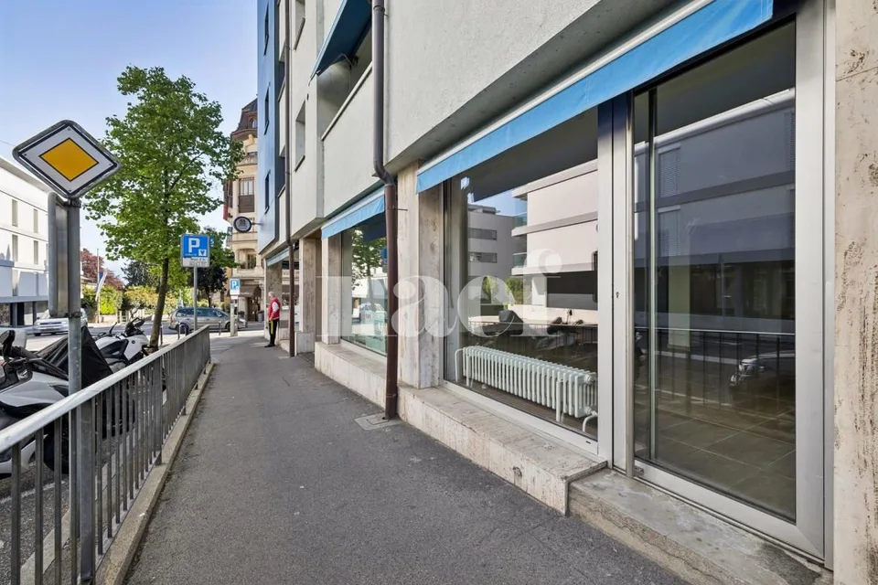 Lokal mit Schaufenster in der Nähe der Innenstadt – Foto 6 von 6