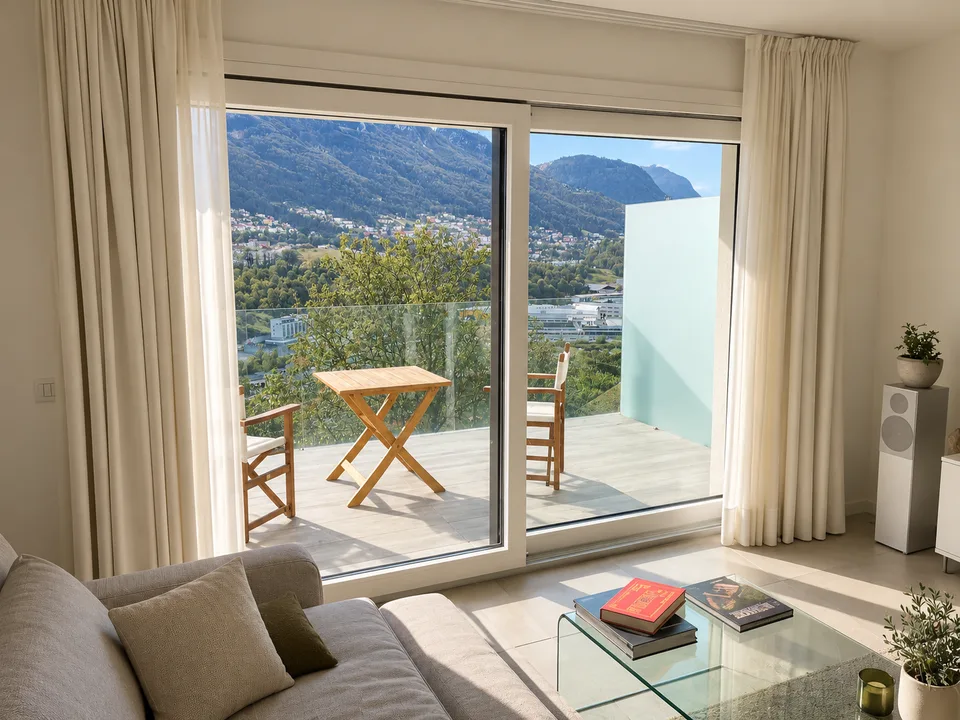 3,5 Lokale MINERGIE-P® mit großer Pergola – Lugaggia – Foto 10 von 13