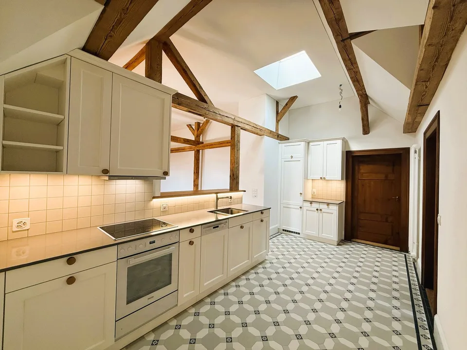 Charmantes Wohnjuwel: 4.5 Zi.-Whg. in der Villa Obach – Foto 8 von 10