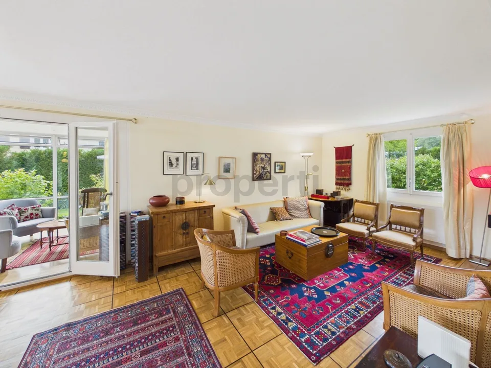 Large garden, magnificent veranda, bright ground floor, 4 bedrooms! – photo 2 of 27