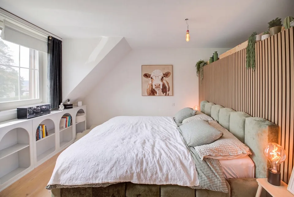 ESCLUSIVO APPARTAMENTO SU DUE LIVELLI DA 6,5 CAMERE NELL’OBERLAND DI ZURIGO – foto 4 di 8