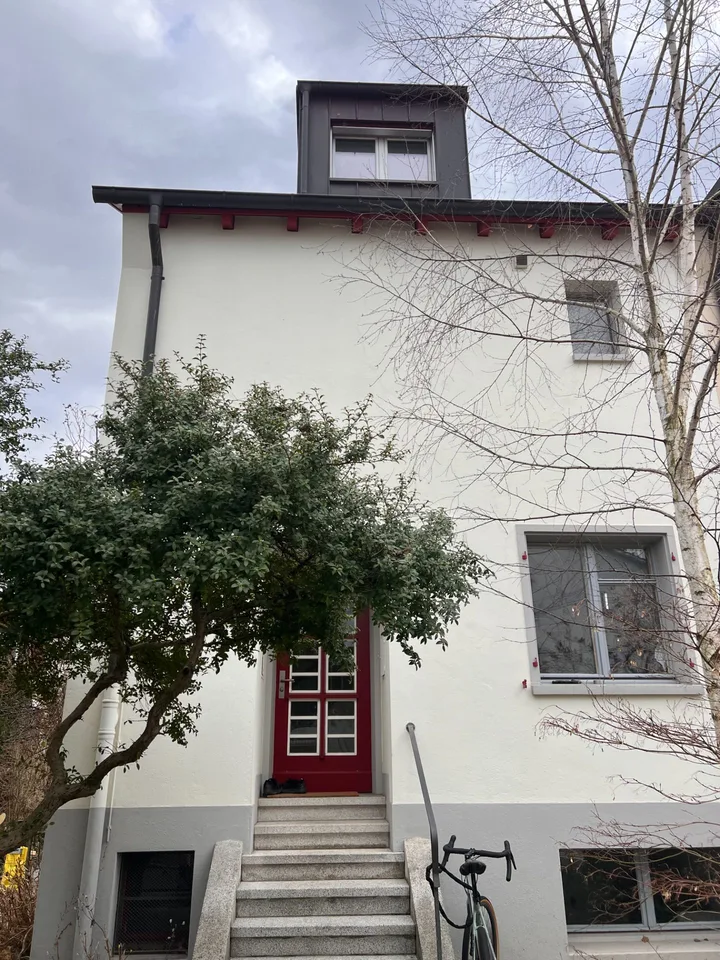 Affascinante casa a schiera di 5,5 locali con ampia terrazza e giardino a Zürich-Oerlikon – foto 7 di 10