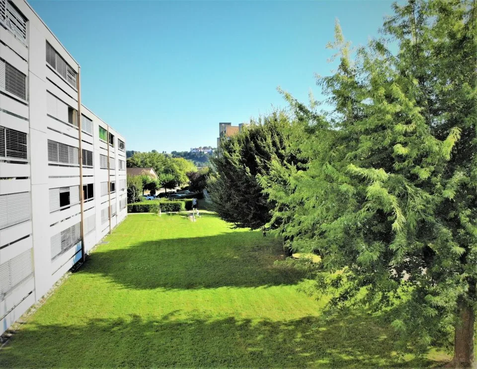 Wunderschöne und grosszügige 3.5-Zimmer-Wohnung - per sofort verfügbar – Foto 9 von 11