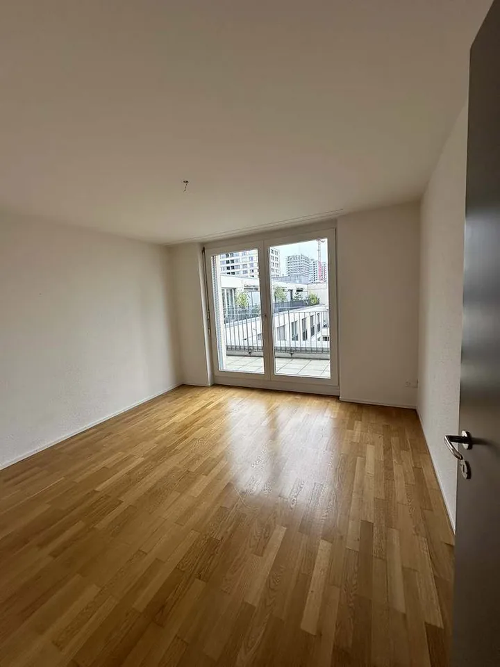 Ampio appartamento di 4.5 locali in posizione centrale – foto 7 di 9