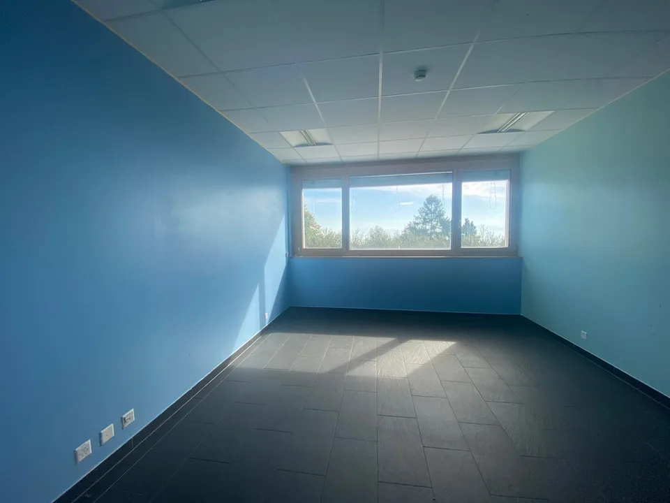 Exceptional complex of 1,900 m² – Ideal for foundation, leisure center or institution – photo 7 of 14