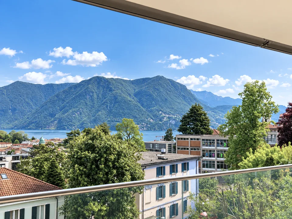 Geräumige 4.5-Zimmer-Wohnung mit Seeblick in einer exklusiven Residenz in Lugano – Foto 3 von 13