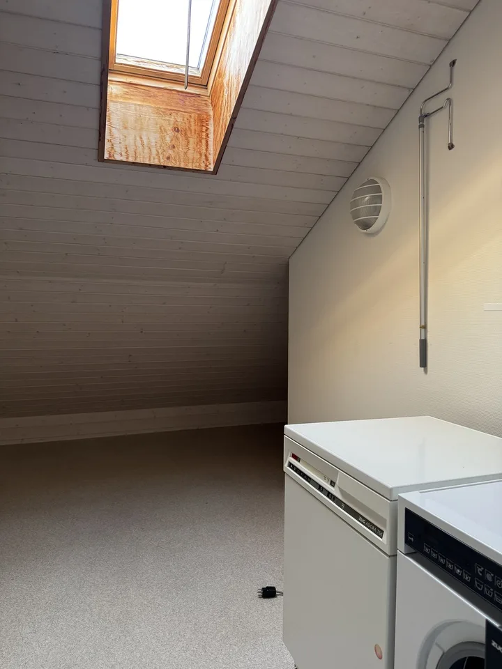 4.5-Zimmerwohnung mit durchdachtem Grundriss an zentraler Lage in Stäfa – Foto 8 von 9