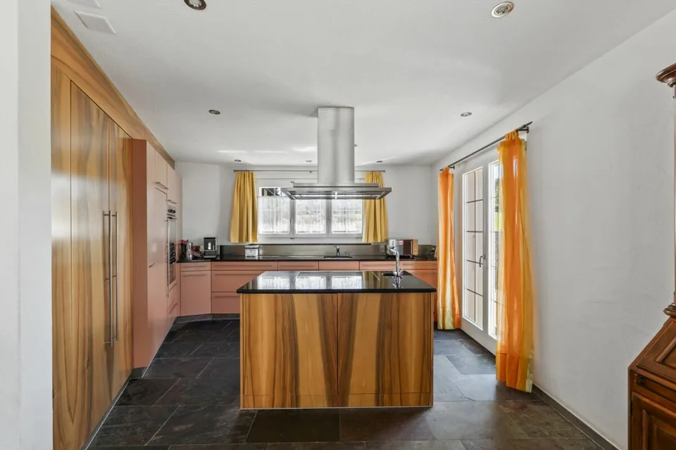 Moderna casa unifamiliare di 6 stanze secondo i principi del Feng Shui a Rothrist – foto 4 di 24