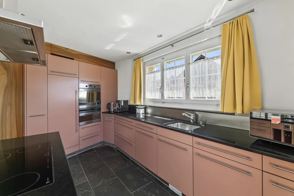 Moderna casa unifamiliare di 6 stanze secondo i principi del Feng Shui a Rothrist – foto 5 di 24