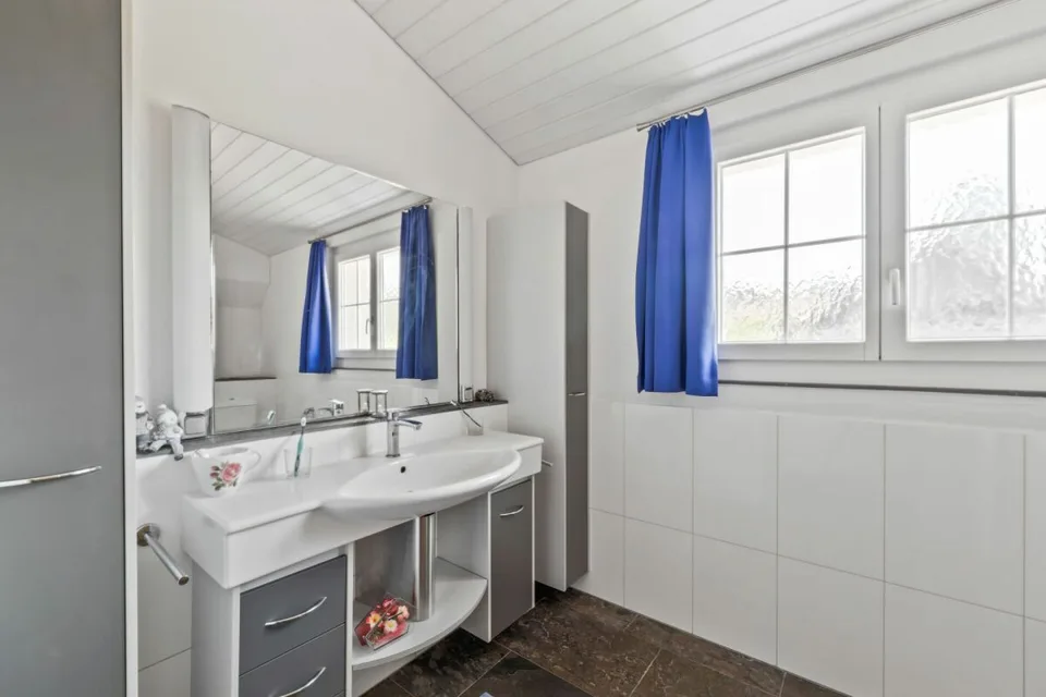 Moderna casa unifamiliare di 6 stanze secondo i principi del Feng Shui a Rothrist – foto 20 di 24