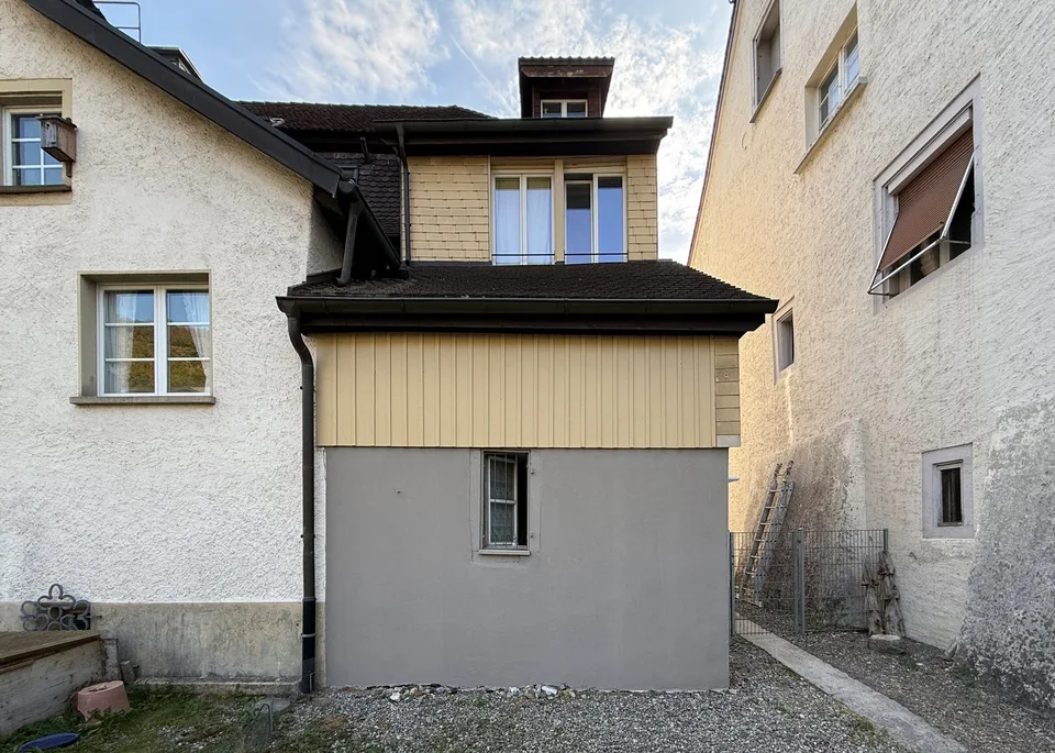Charmantes Mehrfamilienhaus mit 7 Mietobjekten und unausgeschöpftem Mietzinspotenzial – Foto 27 von 29