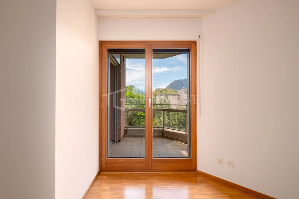 Wohnung mit 2.5 Zimmern in der Nähe des Bahnhofs – Foto 10 von 13