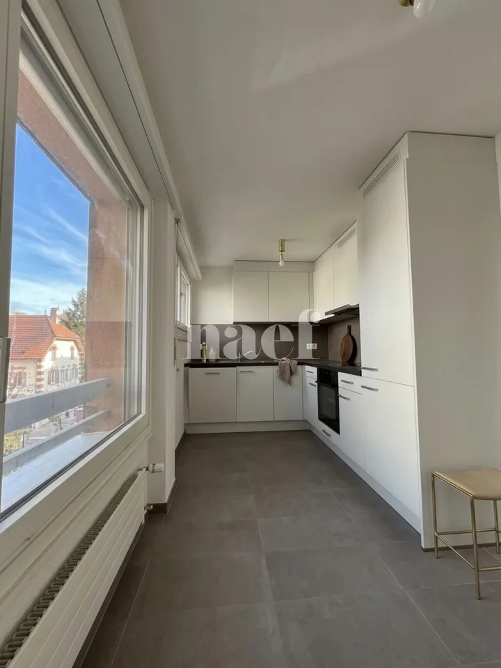 Magnifique appartement de 3.5 pièces entièrement rénové – La Chaux-de-Fonds – photo 2 sur 5
