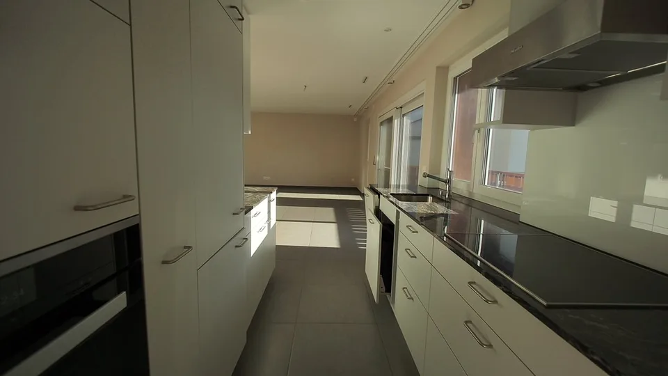 Zu vermieten 4 1/2 Zimmer Wohnung 1. Etage – Foto 14 von 23