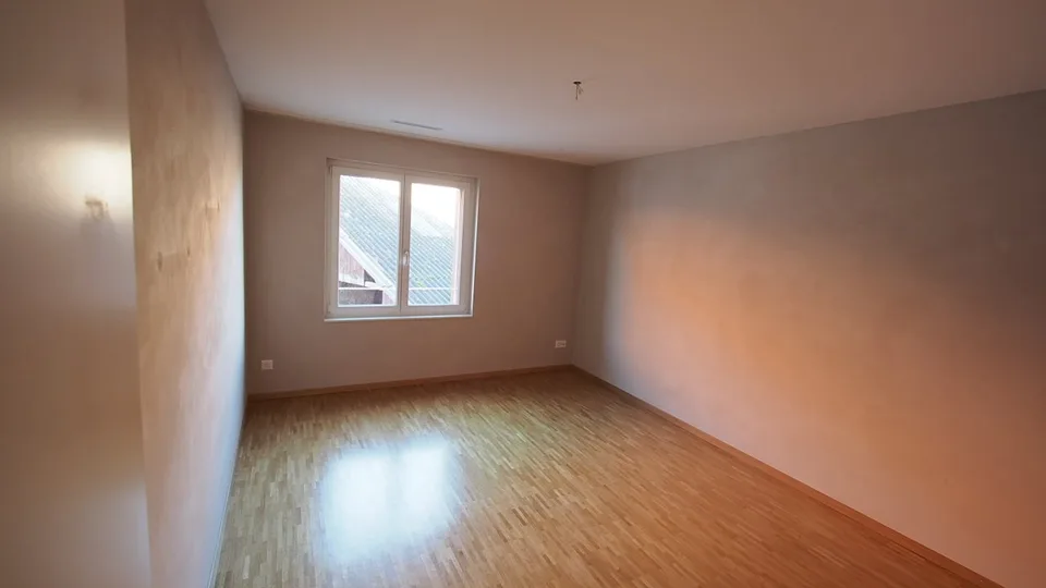 Zu vermieten 4 1/2 Zimmer Wohnung 1. Etage – Foto 18 von 23