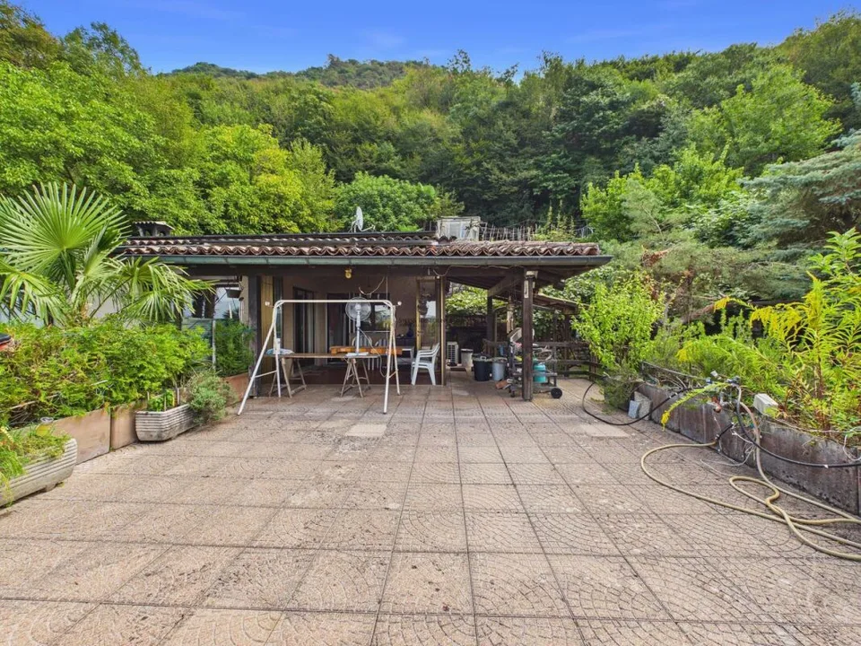 Schönes Haus mit atemberaubendem Blick – Foto 26 von 30