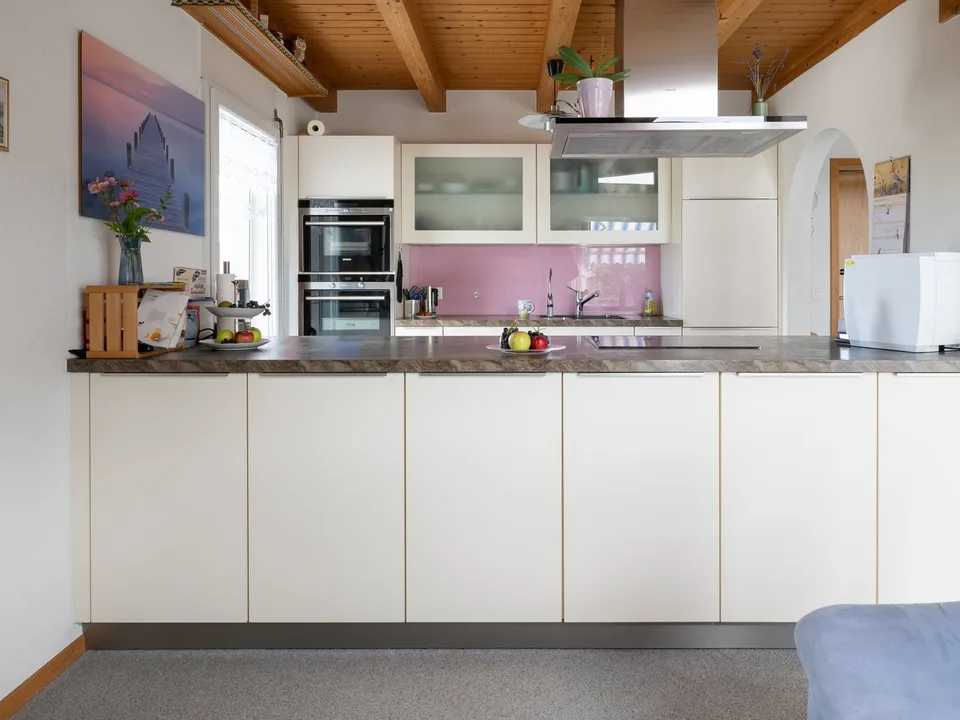 Charmante 6.5-Zimmer-Dachwohnung mit Weitblick – Foto 2 von 28