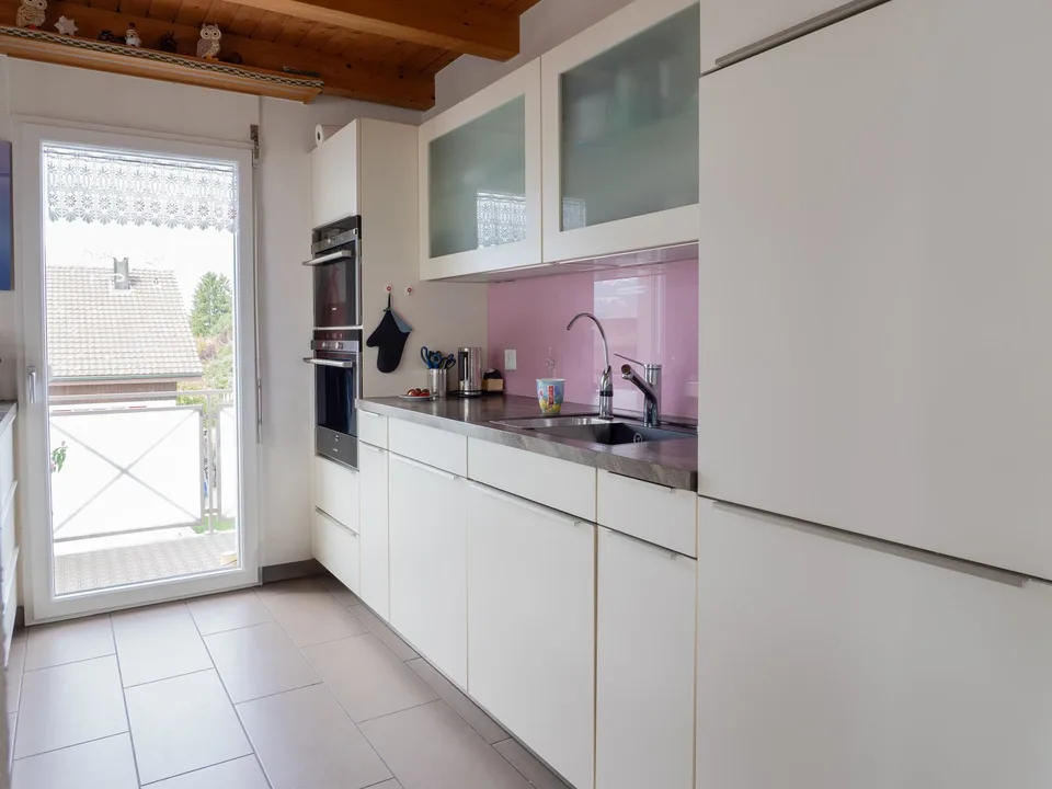 Charmante 6.5-Zimmer-Dachwohnung mit Weitblick – Foto 4 von 28