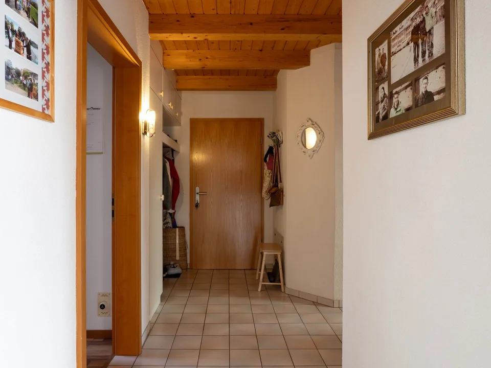 Charmante 6.5-Zimmer-Dachwohnung mit Weitblick – Foto 20 von 28
