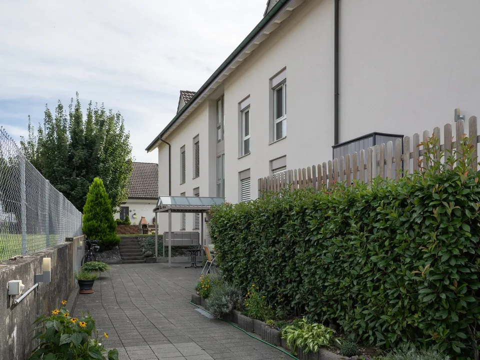 Charmante 6.5-Zimmer-Dachwohnung mit Weitblick – Foto 25 von 28