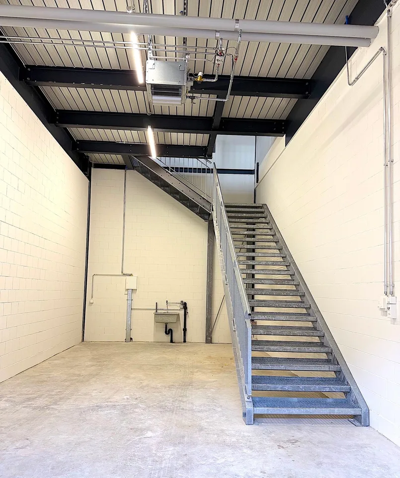 Nouveau Bâtiment 2025 | Boîtes Commerciales Modernes à Wallbach (80% Louées) – photo 12 sur 19