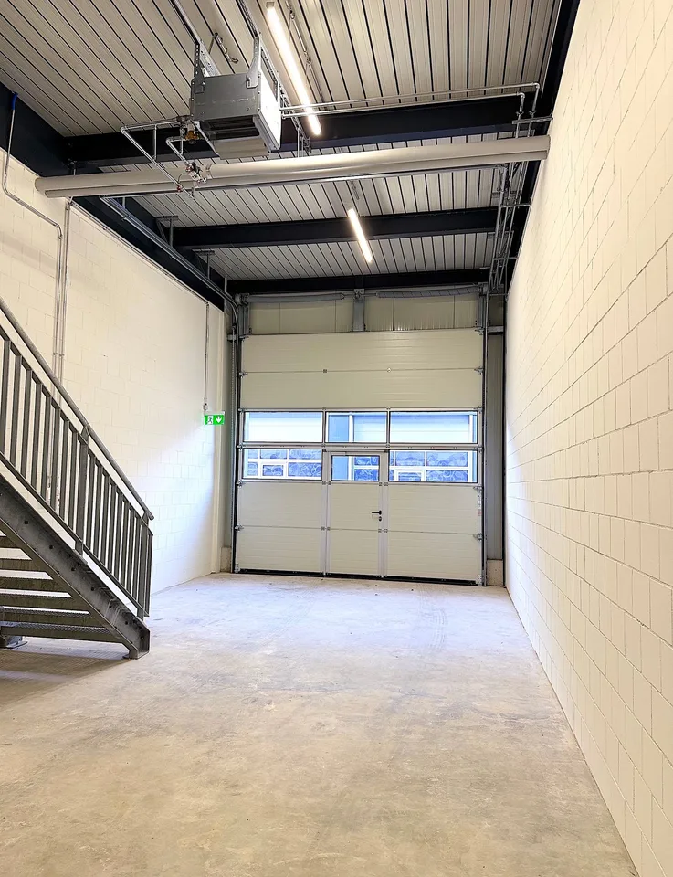 Nouveau Bâtiment 2025 | Boîtes Commerciales Modernes à Wallbach (80% Louées) – photo 13 sur 19