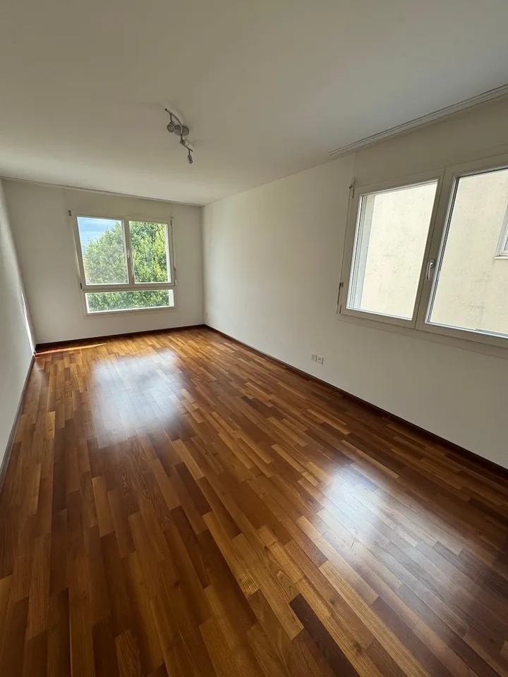 Appartement moderne, neuf de 3,5 pièces avec buanderie séparée – photo 9 sur 20