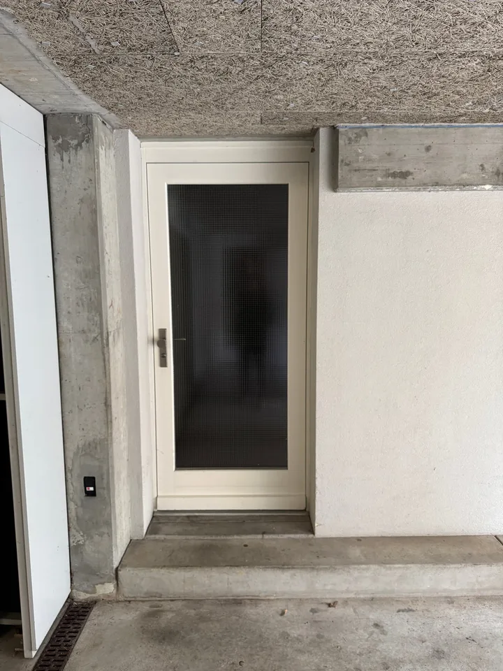 Mint-condition apartment with private laundry room – Foto 19 von 21