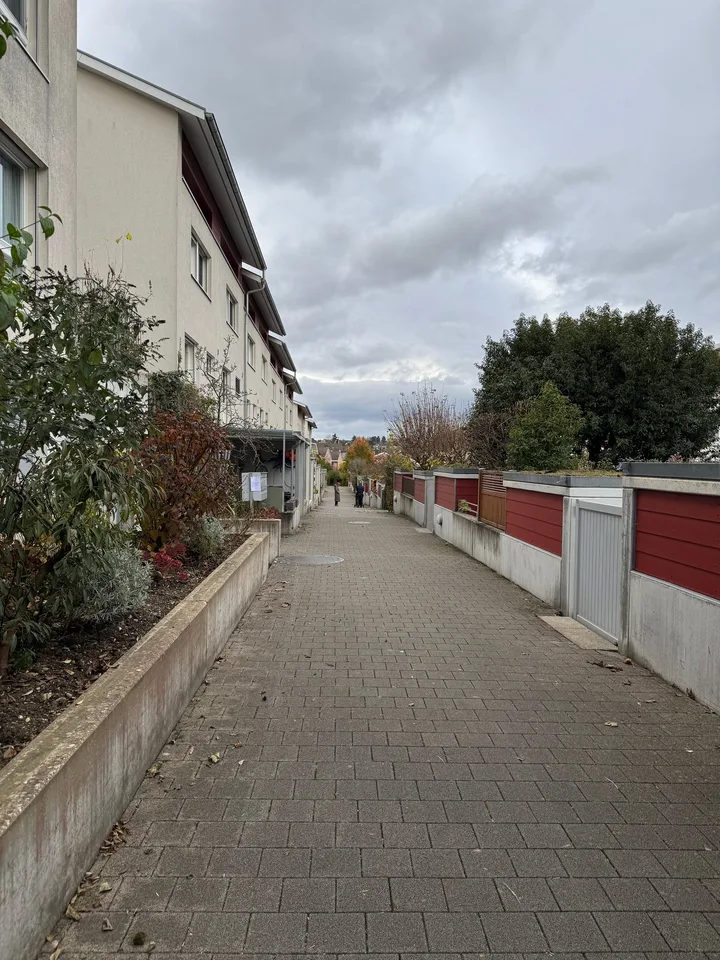 Mint-condition apartment with private laundry room – Foto 17 von 21