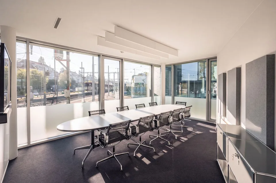 Office space with lake view on Bellerivestrasse – photo 4 of 7