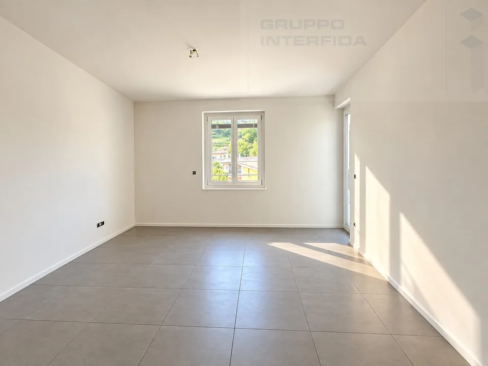 BEL 3.5 Zimmer Wohnung renoviert mit Balkon und Parkplatz – Foto 4 von 11