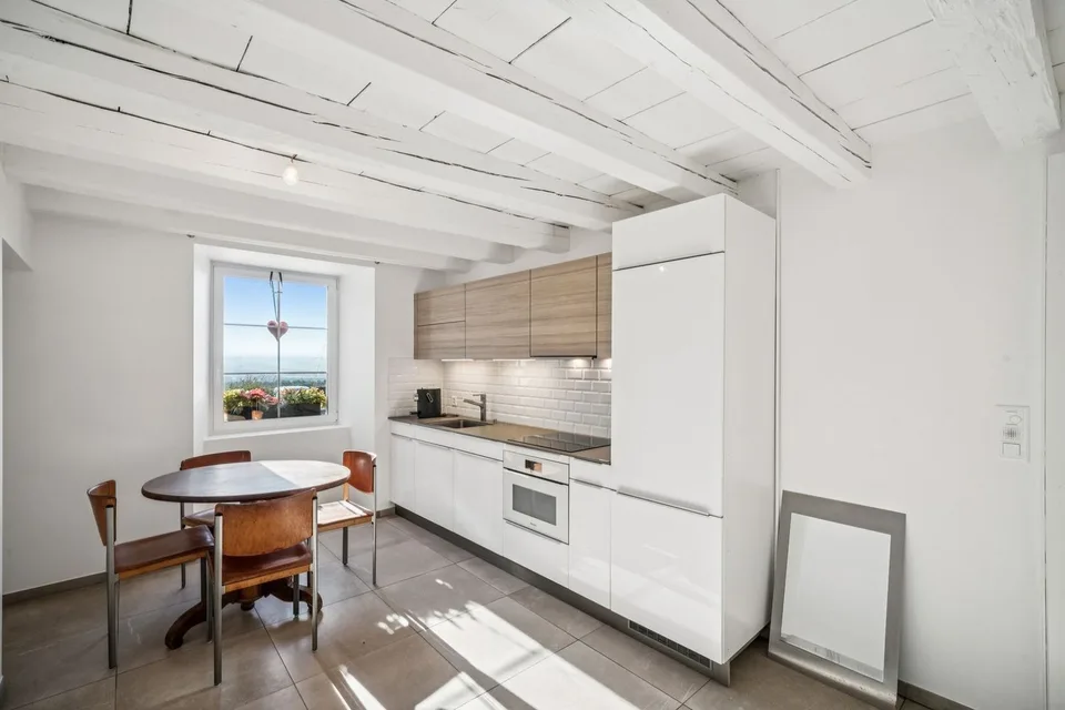 Proprietà eccezionale con due appartamenti e vista panoramica! – foto 13 di 13