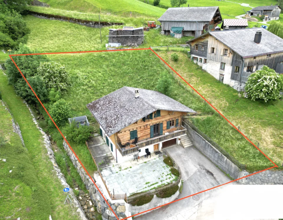 Grand chalet de 7 pièces avec appartement d'appoint et vue magnifique à Château-d'Oex VD – photo 13 sur 18