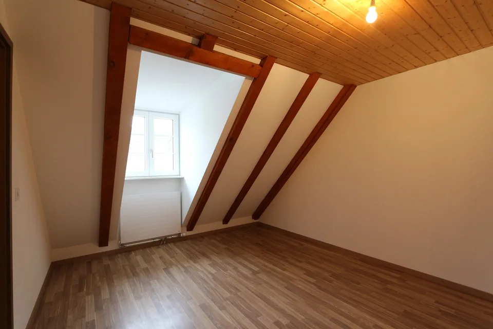 2.5-ROOM ATTIC APARTMENT WITH GALLERY – photo 8 of 13