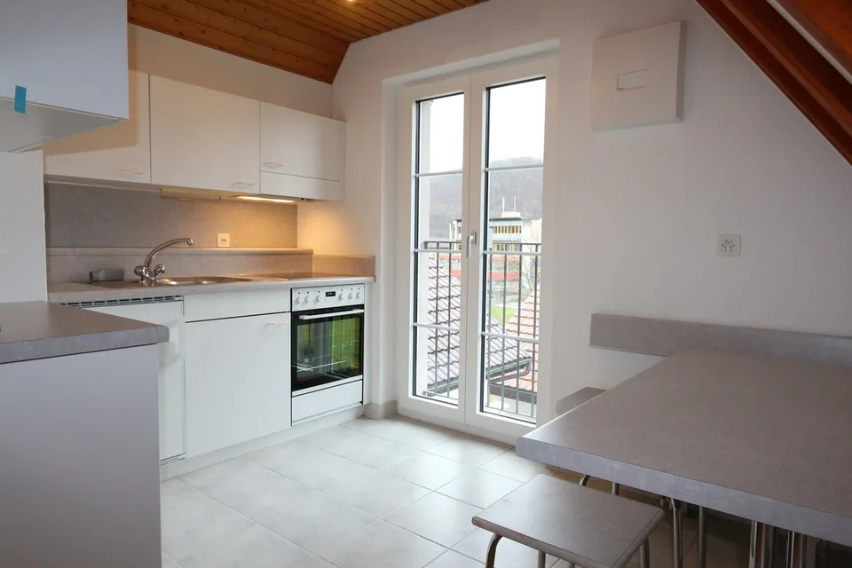 2.5-ROOM ATTIC APARTMENT WITH GALLERY – photo 2 of 13