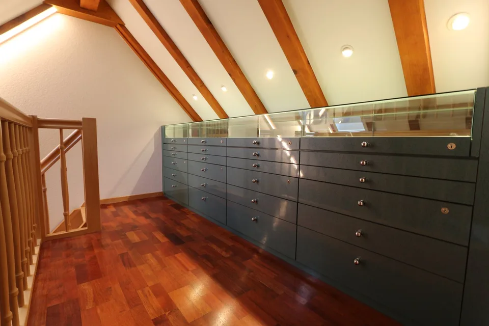 2.5-ROOM ATTIC APARTMENT WITH GALLERY – photo 12 of 13